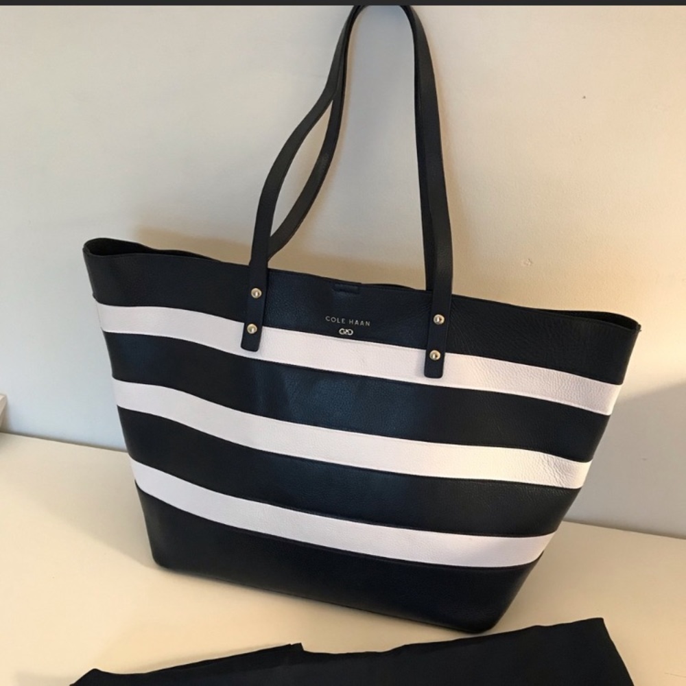 Cole Haan Large Bucket Tote, Navy and white